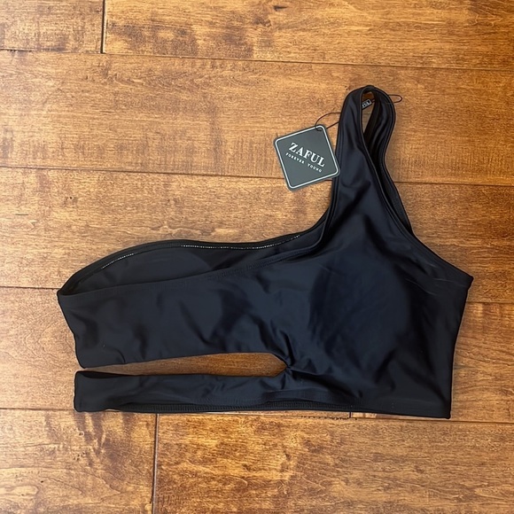Zaful charcoal cutout one shoulder Bikini Top - Picture 2 of 4